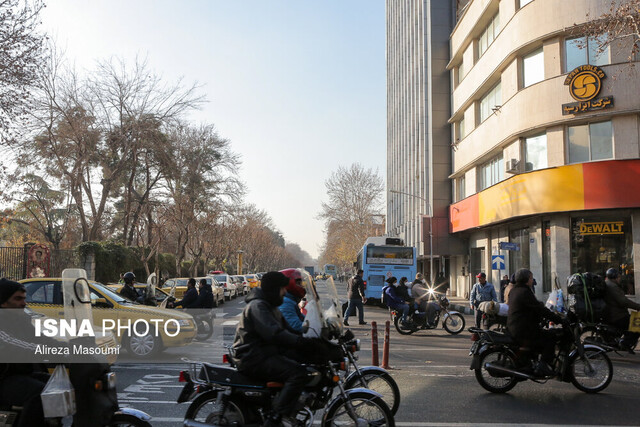  کیفیت هوای تهران  در مرز ناسالم  برای گروه‌های حساس قرار دارد.